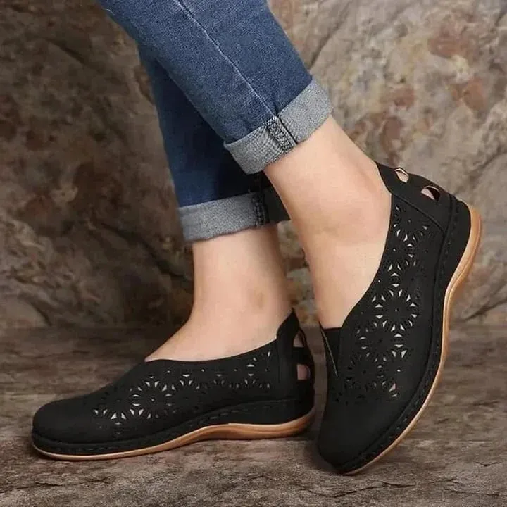 Fashionable and relaxed orthopedic Shoes