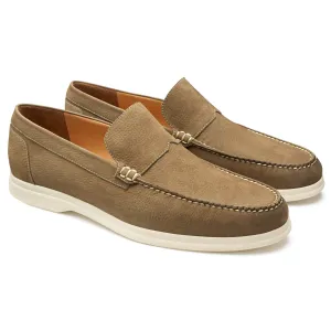 Men´s green suede loafers