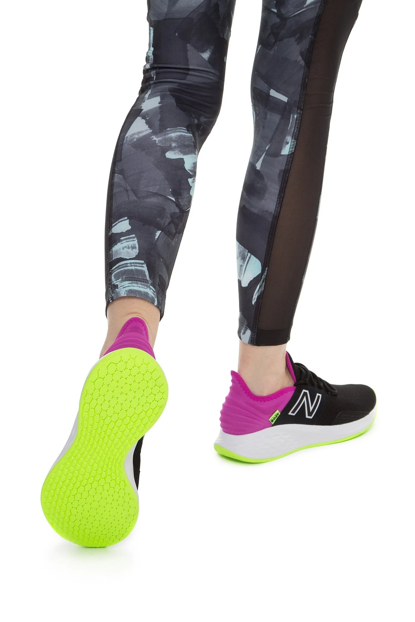 NEW BALANCE Fresh Foam Roav sneakers