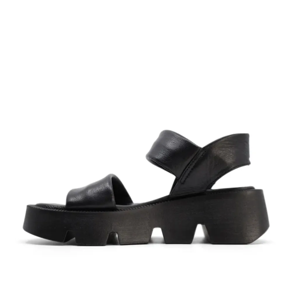 NOVI SANDAL