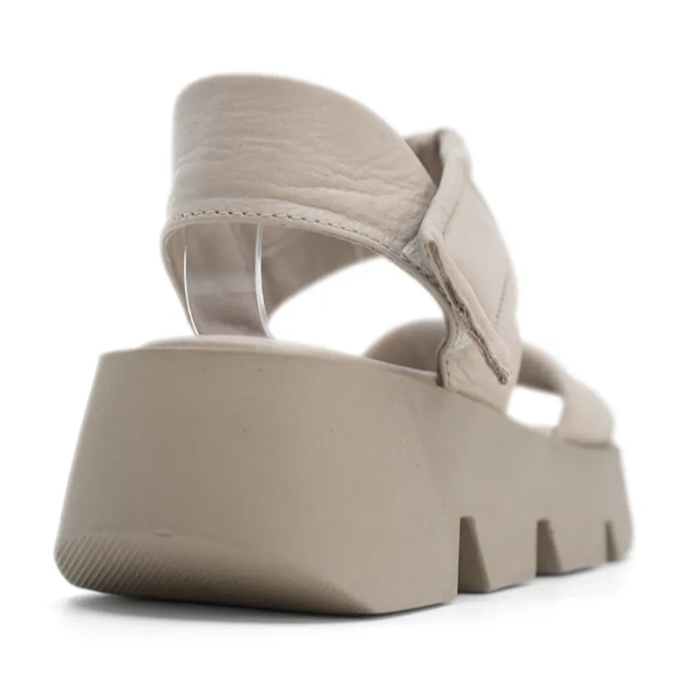 NOVI SANDAL