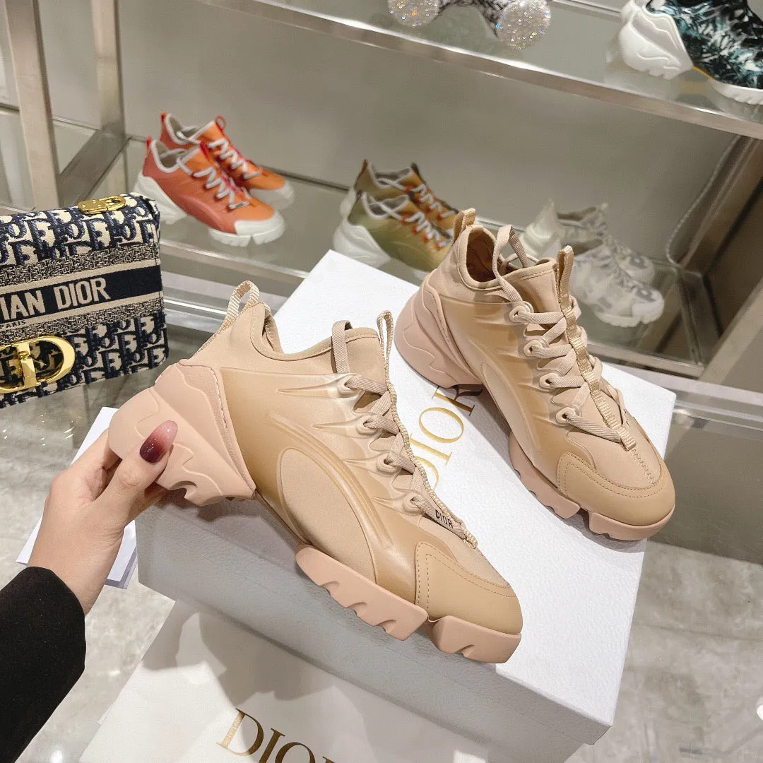 SE888 DR D-Connect Sneaker / Size5-10