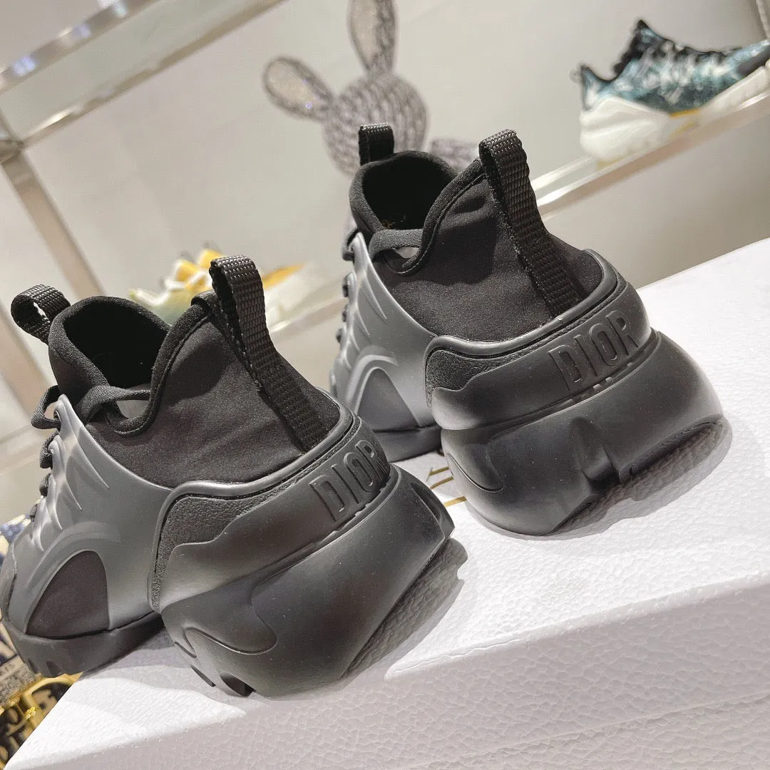 SE888 DR D-Connect Sneaker / Size5-10