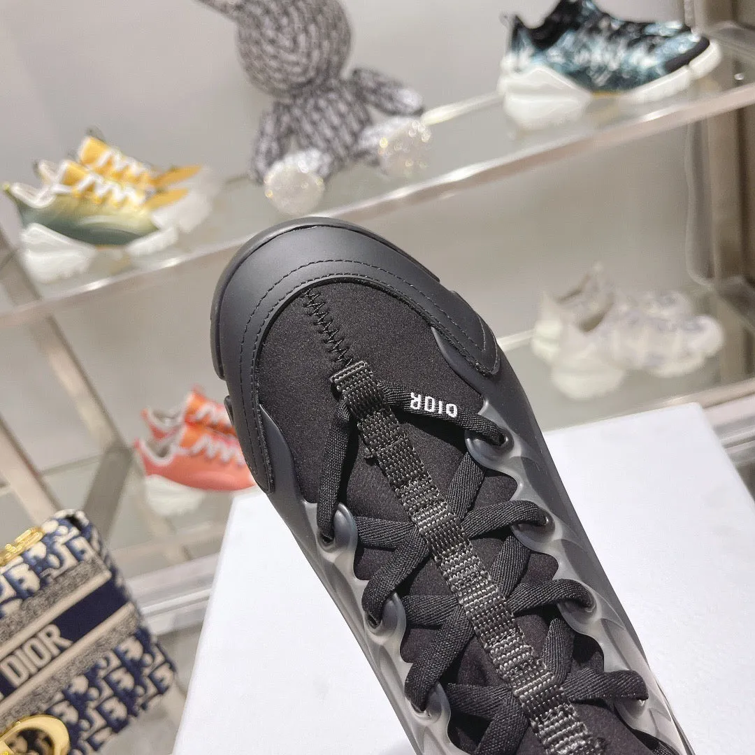 SE888 DR D-Connect Sneaker / Size5-10